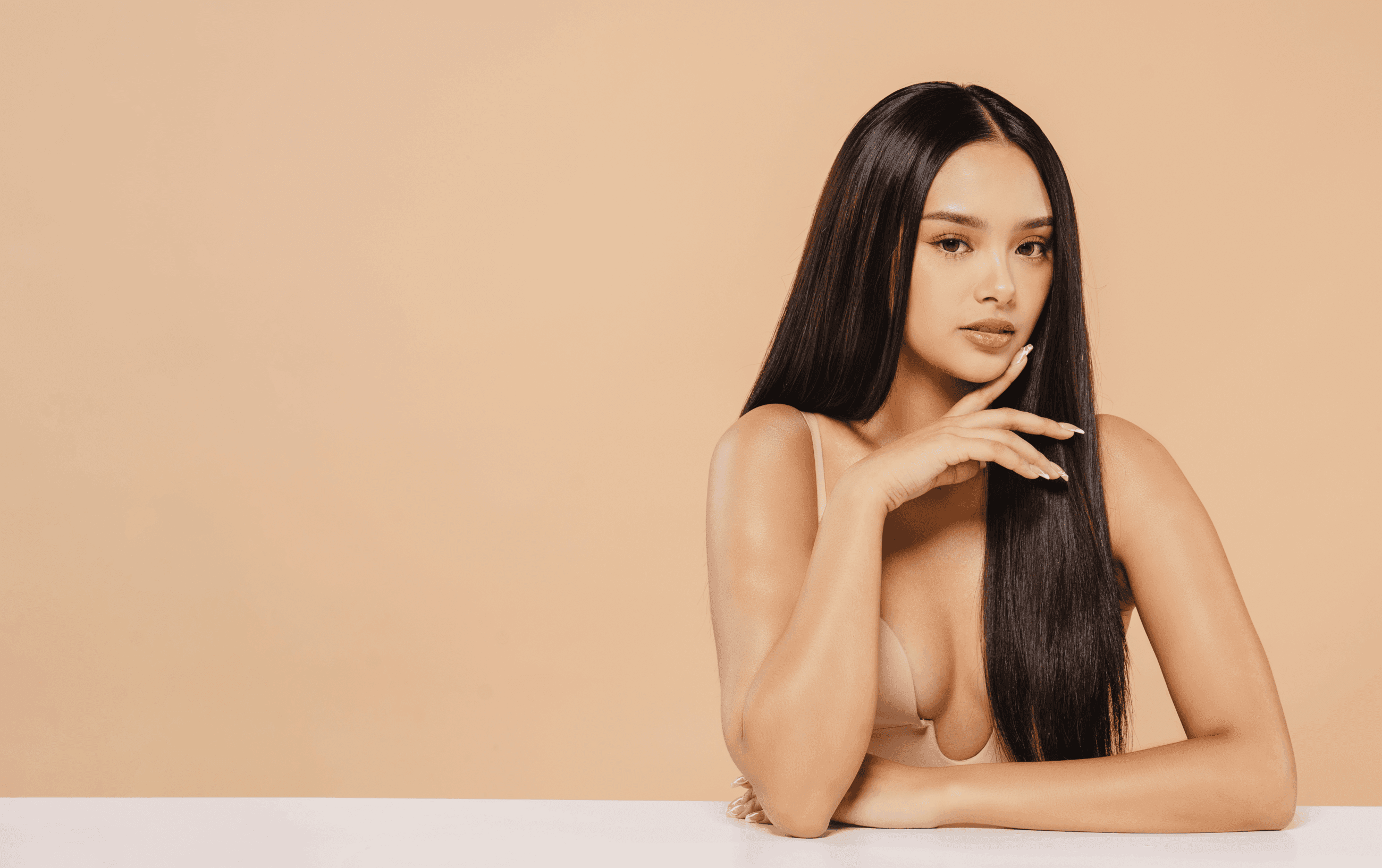 Glamér Aesthetics Hero Background